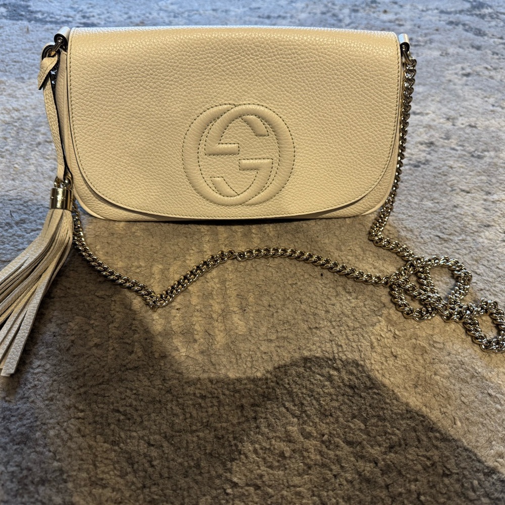 Gucci Soho Flap Crossbody Bag Ivory